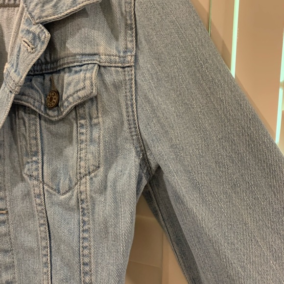 Urban Outfitters BDG Cropped Denim Trucker Jacket - Picture 9 of 12